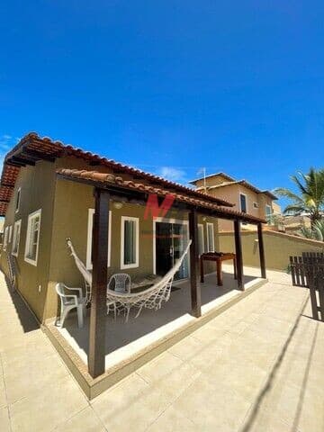 Casa no condomínio dos Pássaros