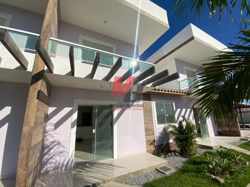 Casa em condomínio, no Peró, em Cabo Frio/RJ