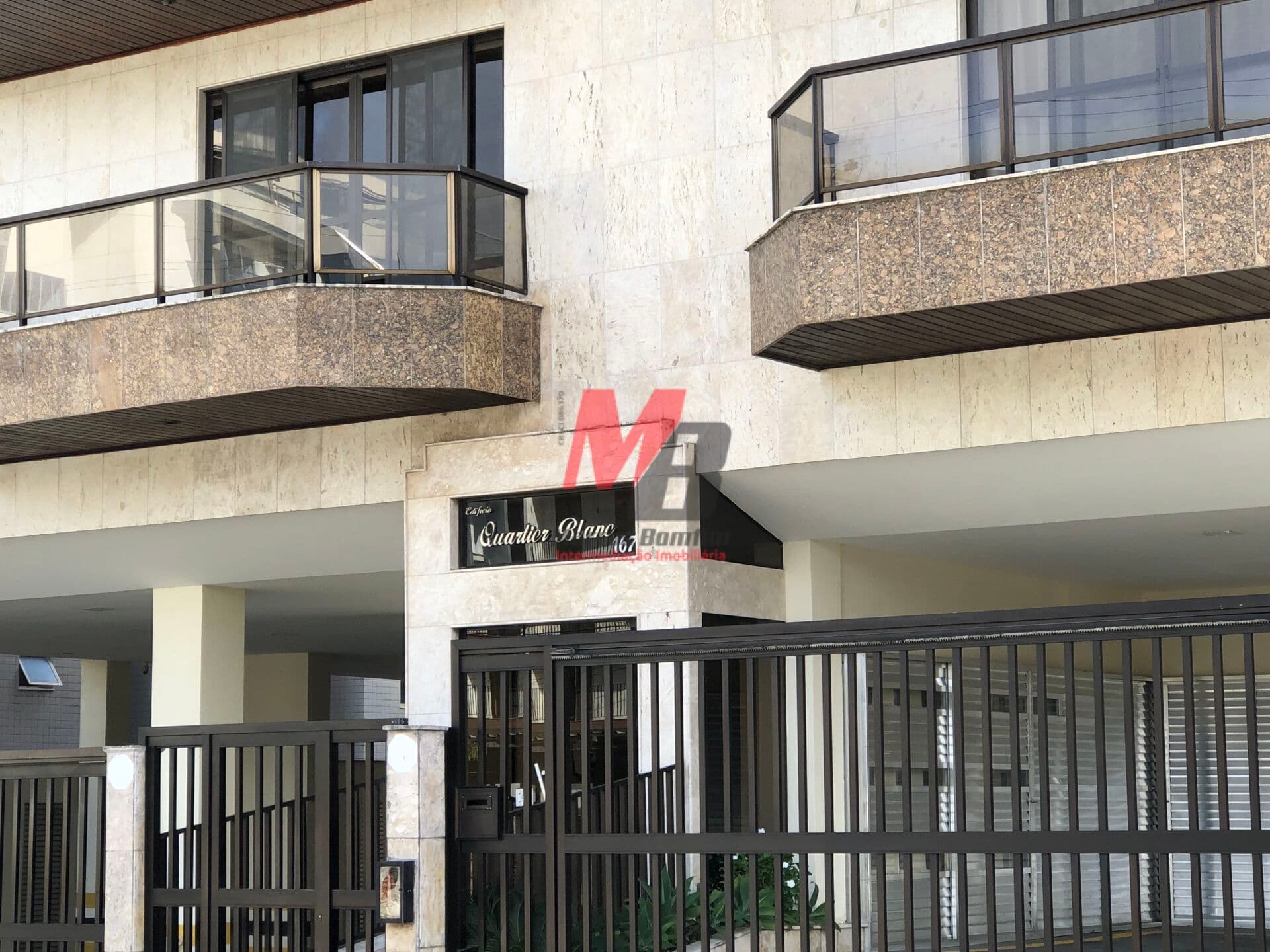 Apartamento em Cabo Frio - Algodoal