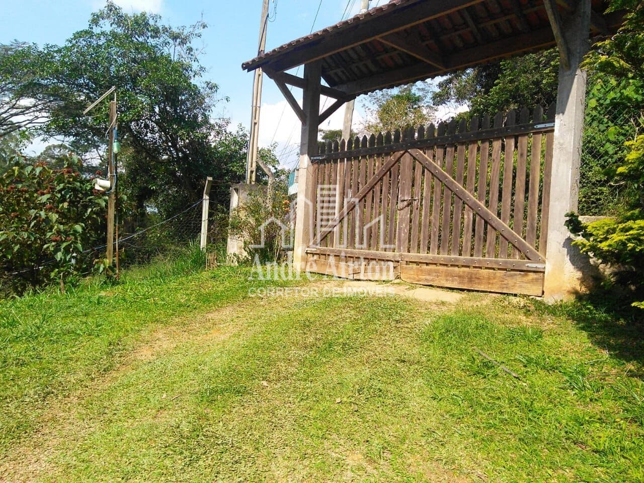 Chácara na Mombaça Itapecerida da Serra