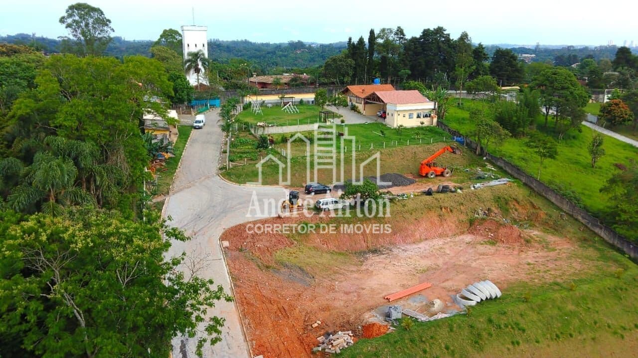 Lote/Terreno em Itapecerica da Serra - Olaria