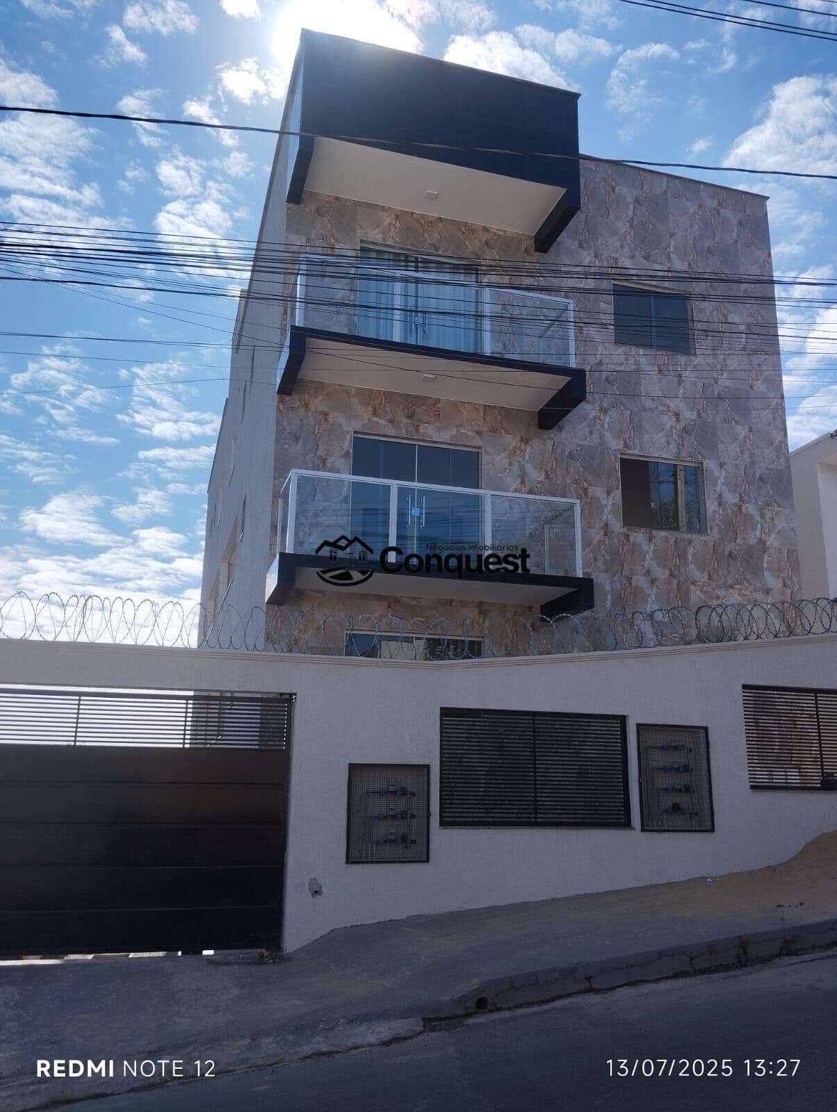 Vendo Cobertura NOVA, Bairro Masterville, Sarzedo !!