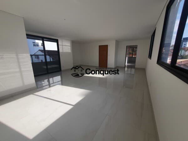 Belíssima Apartamento 03 Quartos com 02 suítes, 03 vagas de garagem