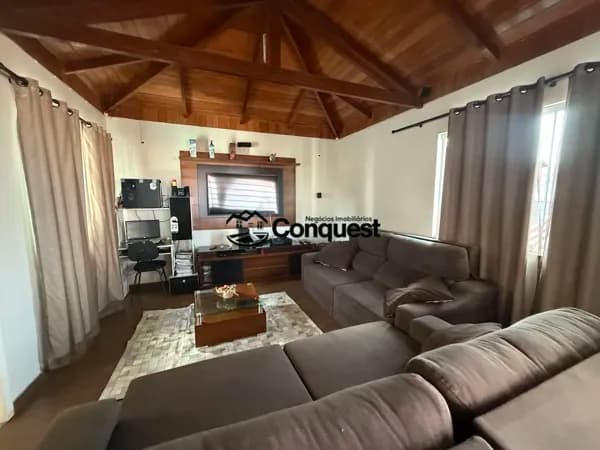 Casa de 2 pavimentos , 04 Quartos com suíte com closet - Fonte Grande, Contagem !!