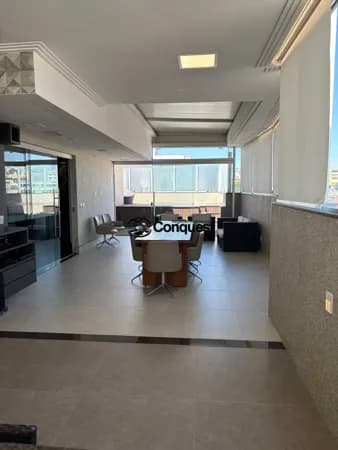 Belíssima Cobertura 04 Suítes, 01 vagas de garagem . Porteira Fechada