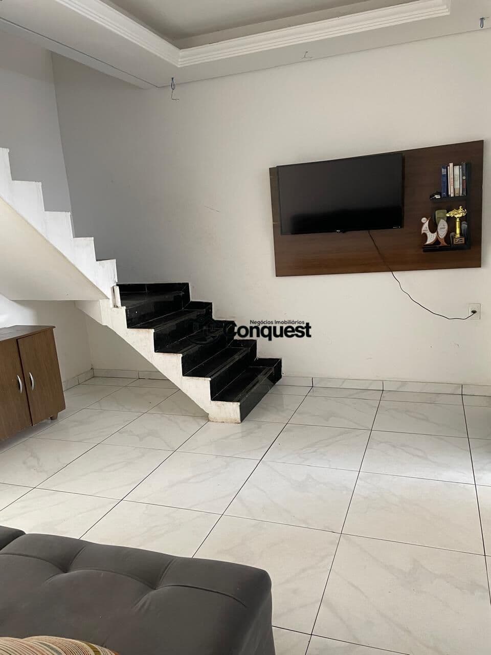 Vendo Casa 3 quartos, 1 suíte com closet, Bairro Jardim Casa Branca, muito próximo centro de Betim !