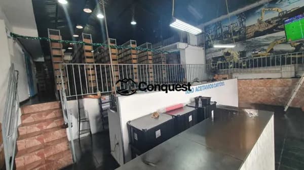 Galpão em lote 360m², Ideal para investimento!!