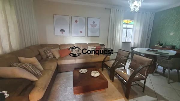 Excelente oportunidade de Venda de 2 Casas independentes, Bairro Sapucaia II, Contagem !!