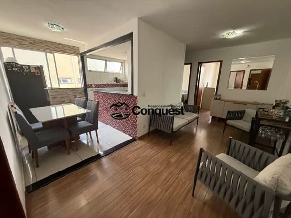Apartamento 03 Quartos amplos, Bairro Monte Castelo Contagem