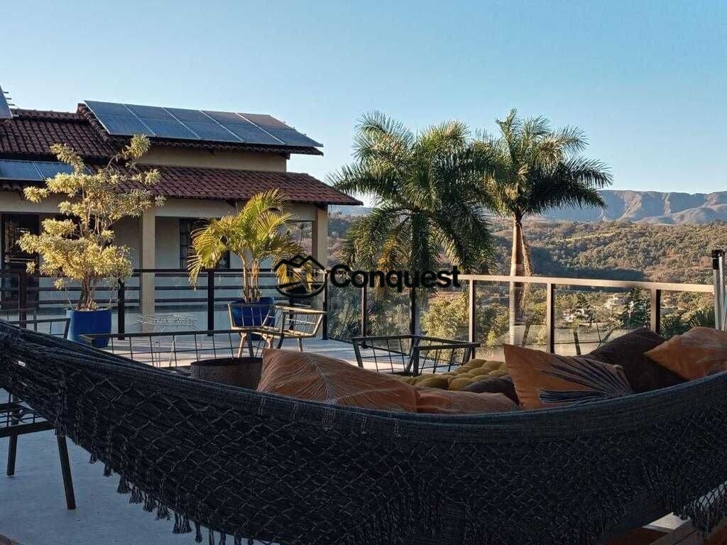 Belíssima Casa em Condomínio Quintas da Jangada de 5 Quartos 2 suítes !!