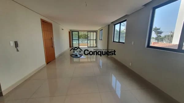 Apartamento com varanda gourmet, 03 suítes, 03 vagas de garagem