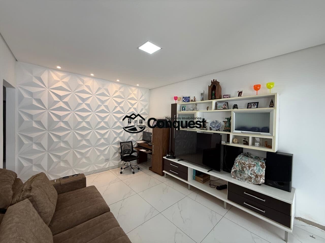 Vendo bela Casa Linear 03 Quartos - Lote 360m² - Bairro Itacolomi - Betim !!