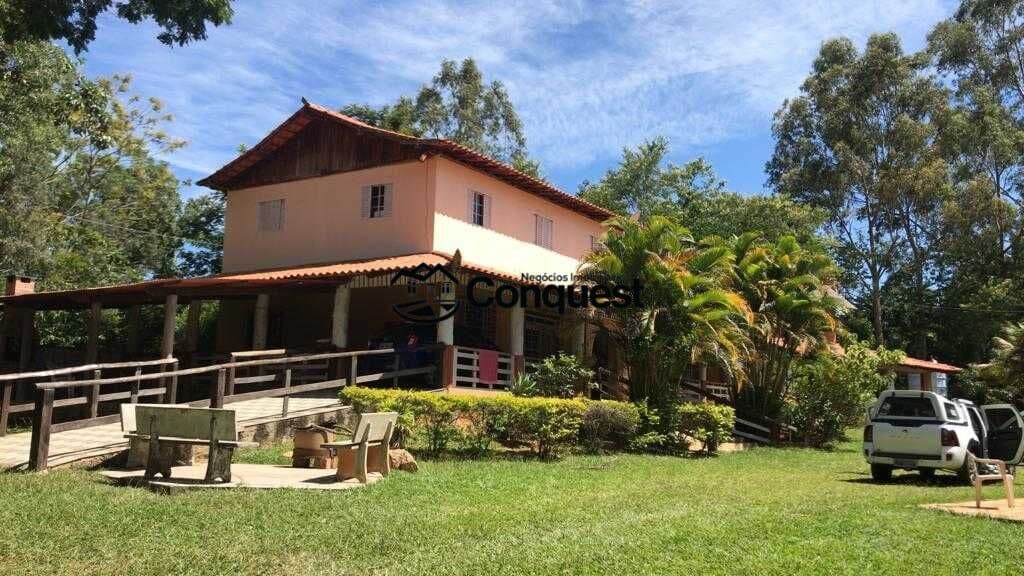 Vendo Sítio Fazenda com 50 mil m² à 17km do Centro de Contagem - Esmeraldas.