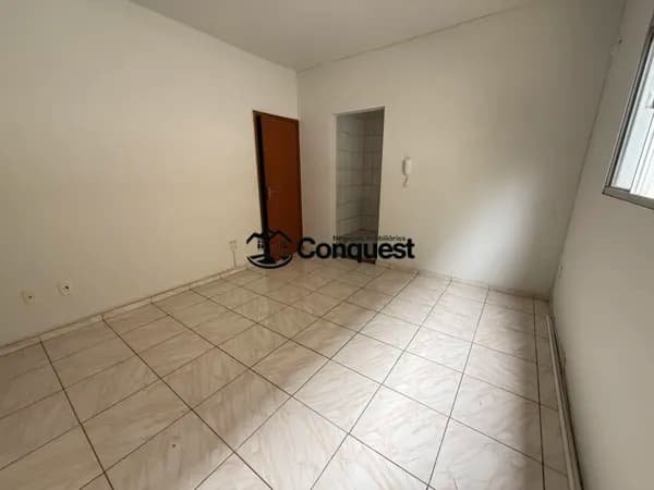 Apartamento 02 Quartos amplos, 01 vaga de garagem