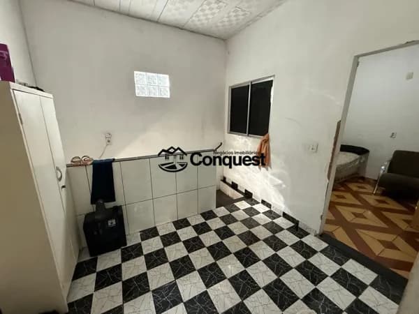 Vendo Casa 03 Quartos com suíte, bairro Capelinha, Betim, na divisa com Contagem, muito próximo da Via Expressa !