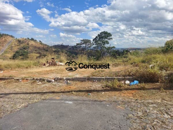 Oportunidade de Construção ! Vendo Lote 360m² - Bairro Tropical, Contagem !