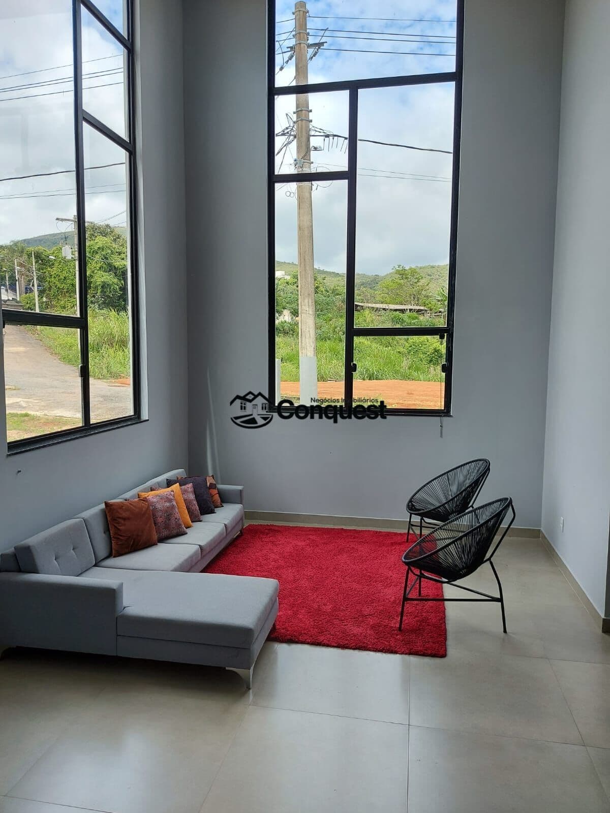 Linda Casa de Alto Padrão com 5 suítes em Escarpas do Lago, Capitólio !!