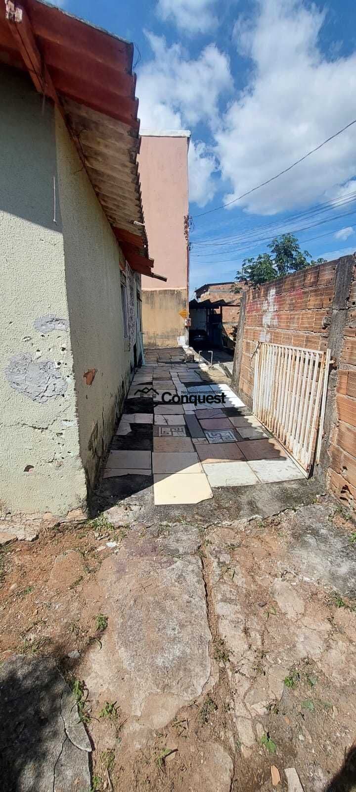 Vendo lote com Casa 02 Quartos em lote 180m²- Bairro Bom Retiro - Betim