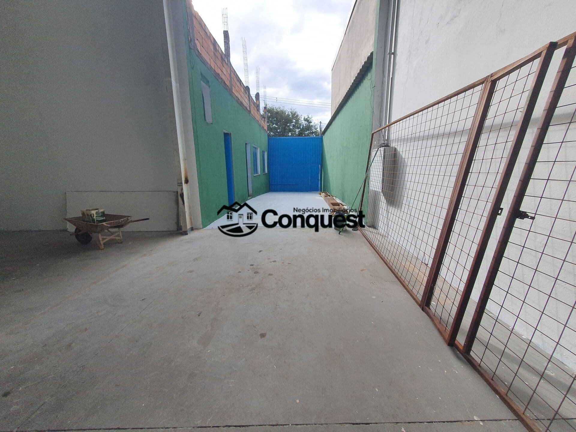 Vendo - Galpão com Casa e Escritório Novo - Bairro Jardim Teresópolis - Betim