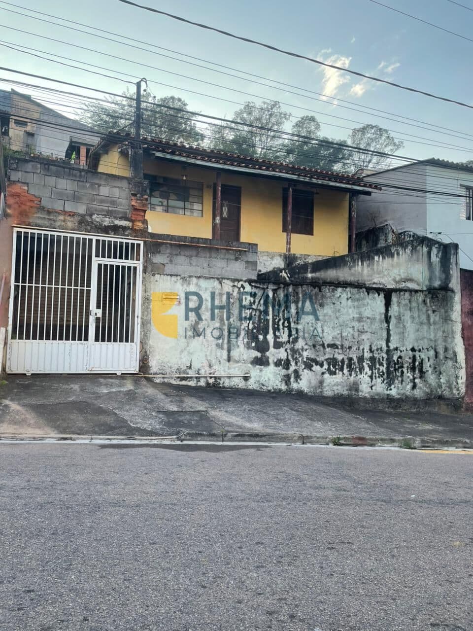 Casa para Reformar no Bairro Colônia - Localização Estratégica próxima ao UBS