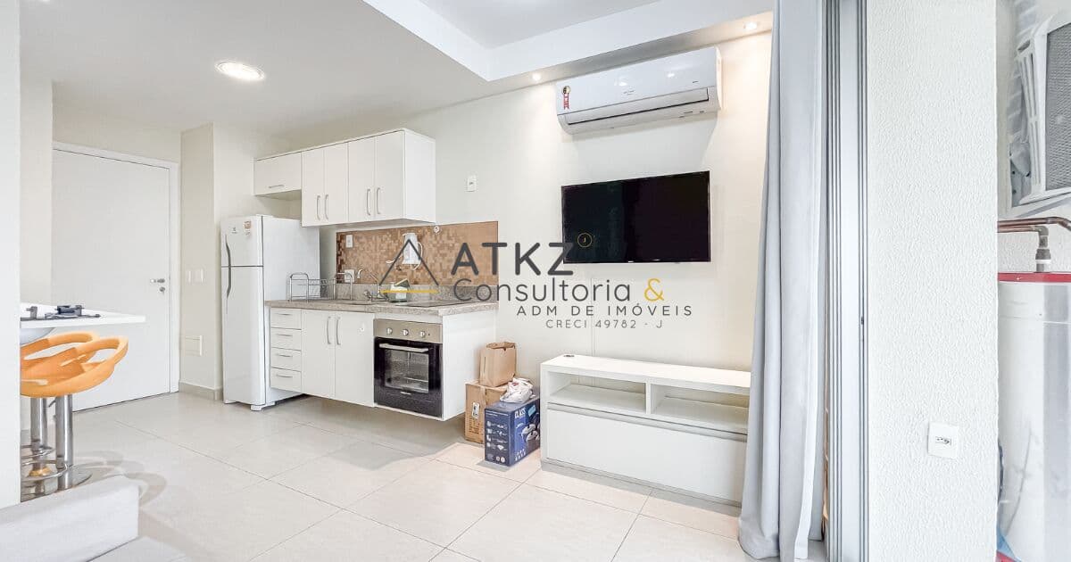 Studio Reformado para Alugar no Brooklin – 35m², Andar Alto e Completo!