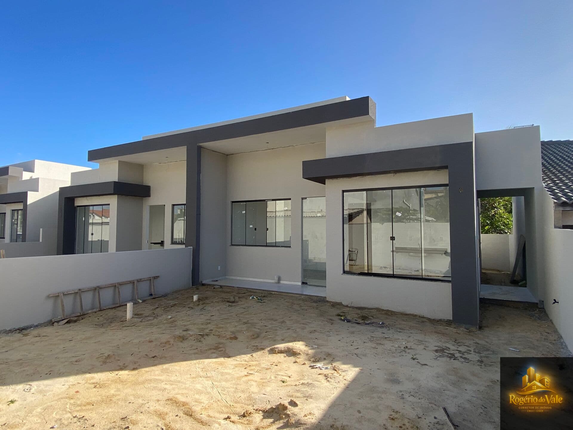 Casa 3/4 Suíte, Garagem, Condomínio em Arembepe - Financia