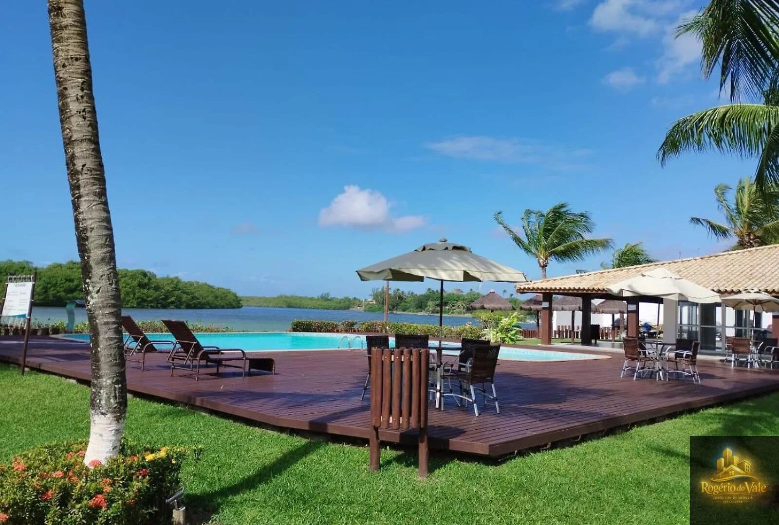 Vendo Apartamento 2/4 Suíte, Frente Rio Jacuipe, Piscina, Barra Jacuípe