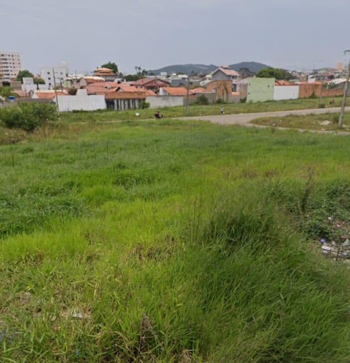 Terreno a venda em areias-- São José ótima localização