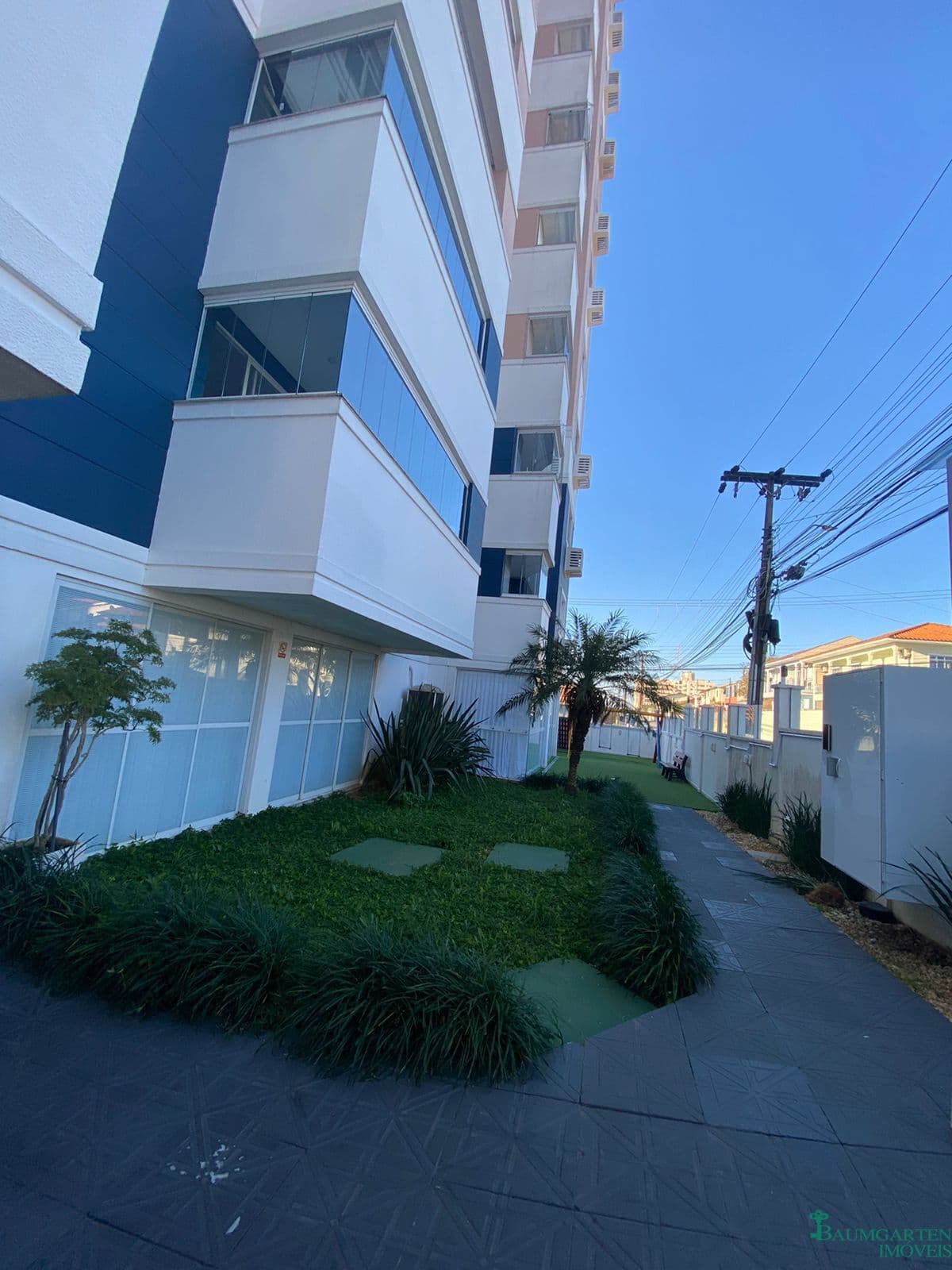 Apartamentos 2 quartos com sacada e churrasqueira