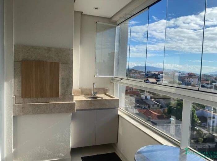 Apartamento em ótima localização