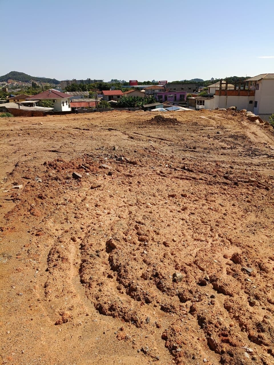 Terreno a venda pronto para construir