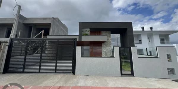 Casa 3 dormitórios