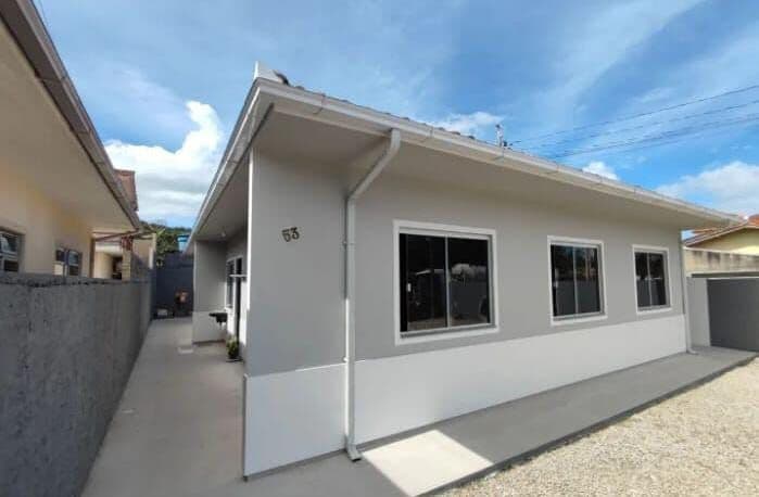 Imóvel com 4 apartamentos a venda em Biguaçu para investir