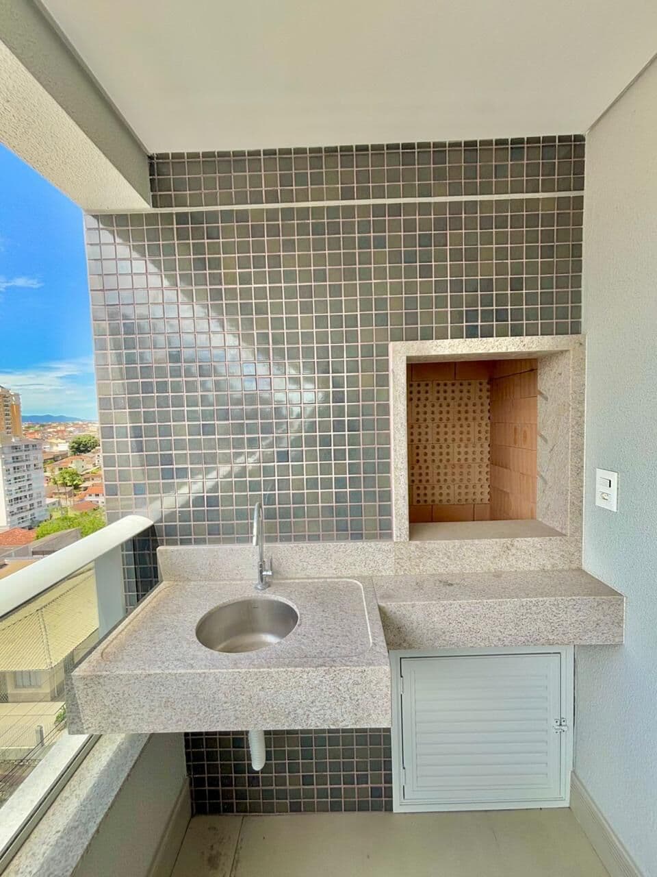 Apartamento 2 dormitórios com 1 suíte em barreiros