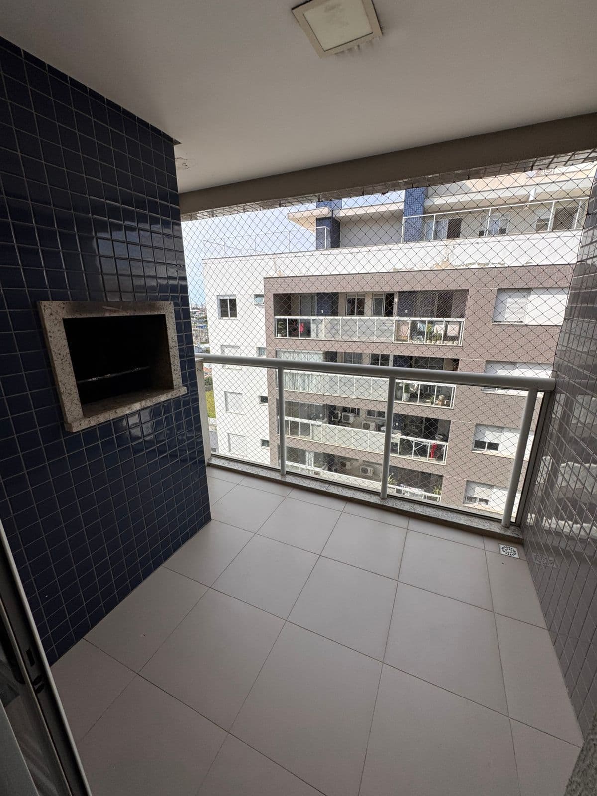 Apartamento 2 dormitórios com suíte