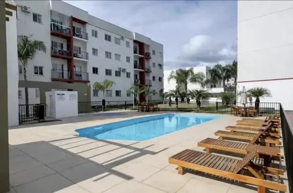 Apartamento 2 dormitórios com sacada