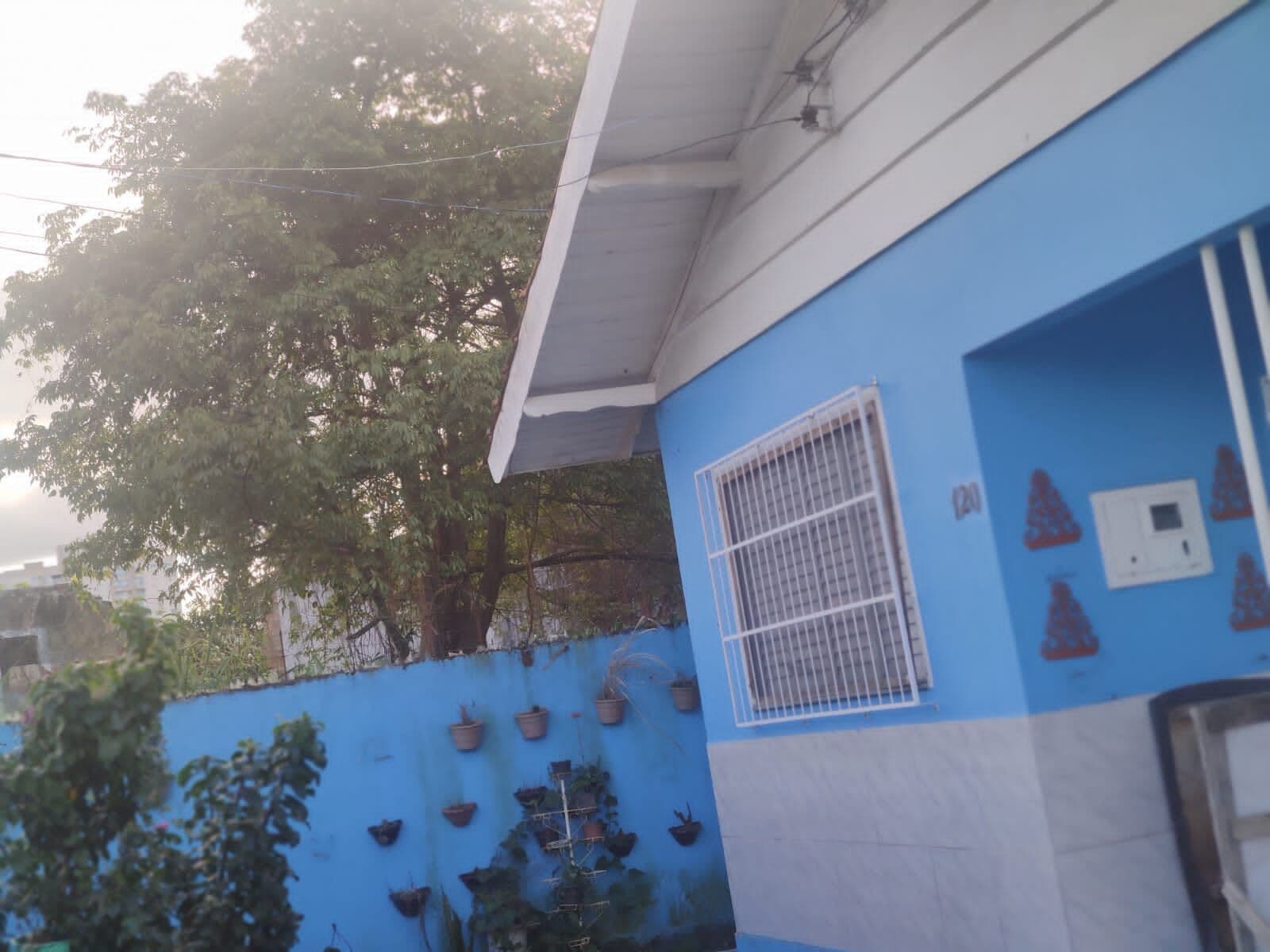 Casa localizada na praia comprida (Sao José)