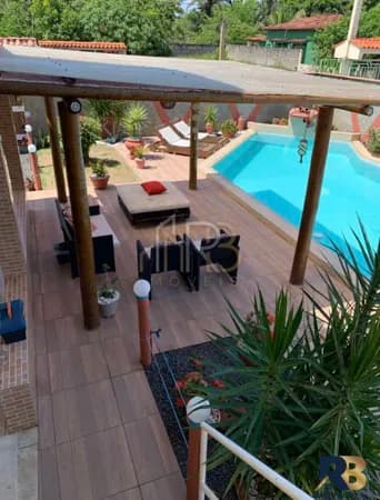 Belíssima Casa com 8/4 localizada no loteamento Paraíso do Atlântico em Ilhéus