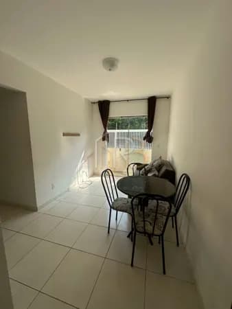 Apartamento térreo 2/4 zona sul
