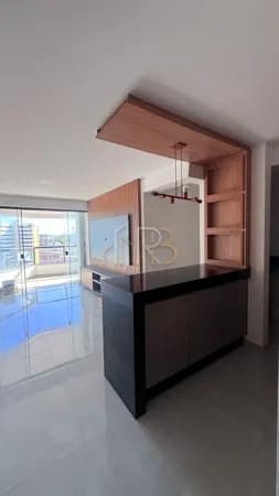Apartamento 2/4 vista mar