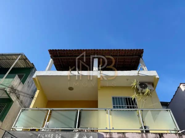 Casa Mobiliada no Centro de Ilhéus com 3 Quartos