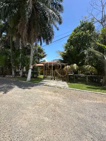Linda casa Estilo Rustico .