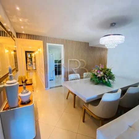Apartamento Alto Padrão localizado na Avenida Soares Lopes em Ilhéus