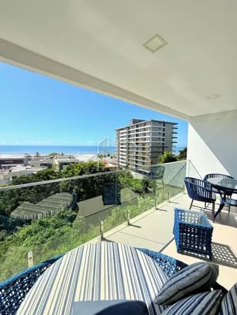 VENDO – Lindo Triplex com Vista Total para o Mar nos Milionários