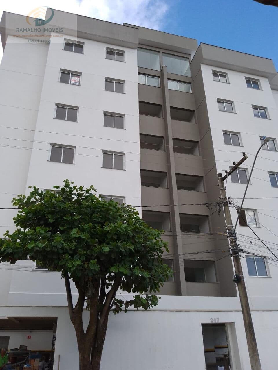 Apartamento com armários novos