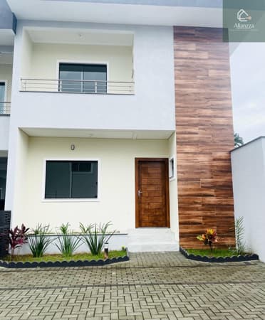 Casa em Joinville - Bom Retiro