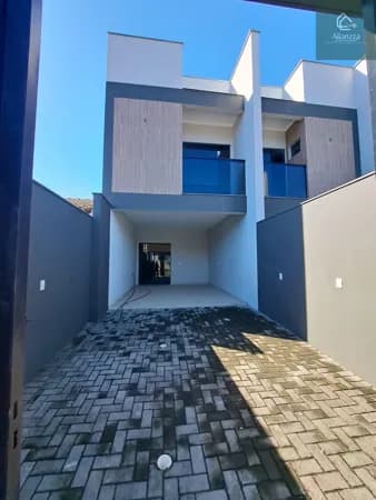 Casa Geminada no bairro Santa Catarina