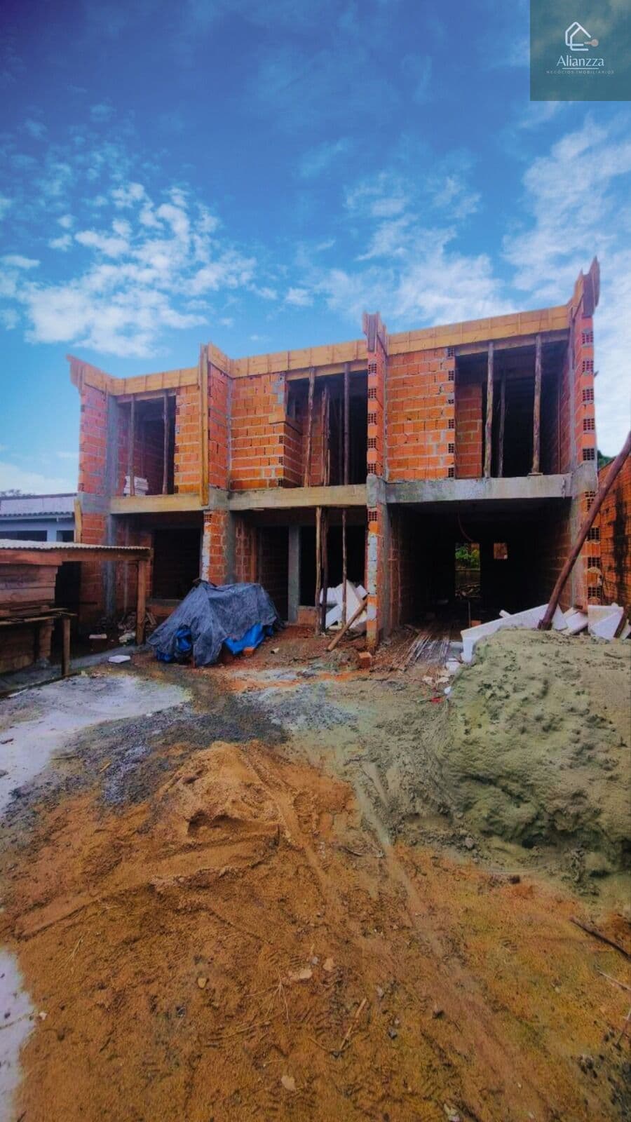 Casa em Joinville - Vila Nova