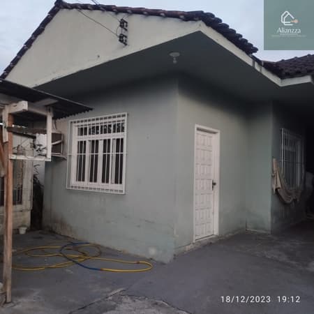 Casa em Joinville - Guanabara