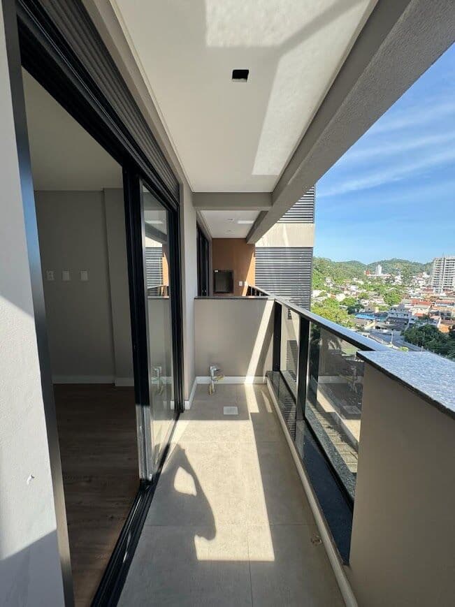 Excelente Apartamento Alto Padrão de 3 dormitórios no Bairro Fazenda em Itajaí SC